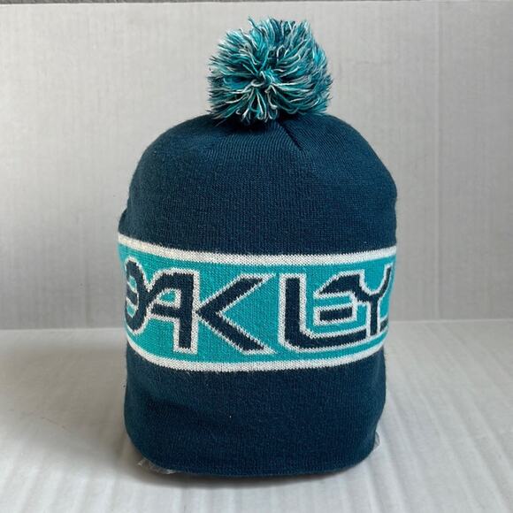 Oakley Logo Beanie Cap Regular Fit - Picture 1 of 7
